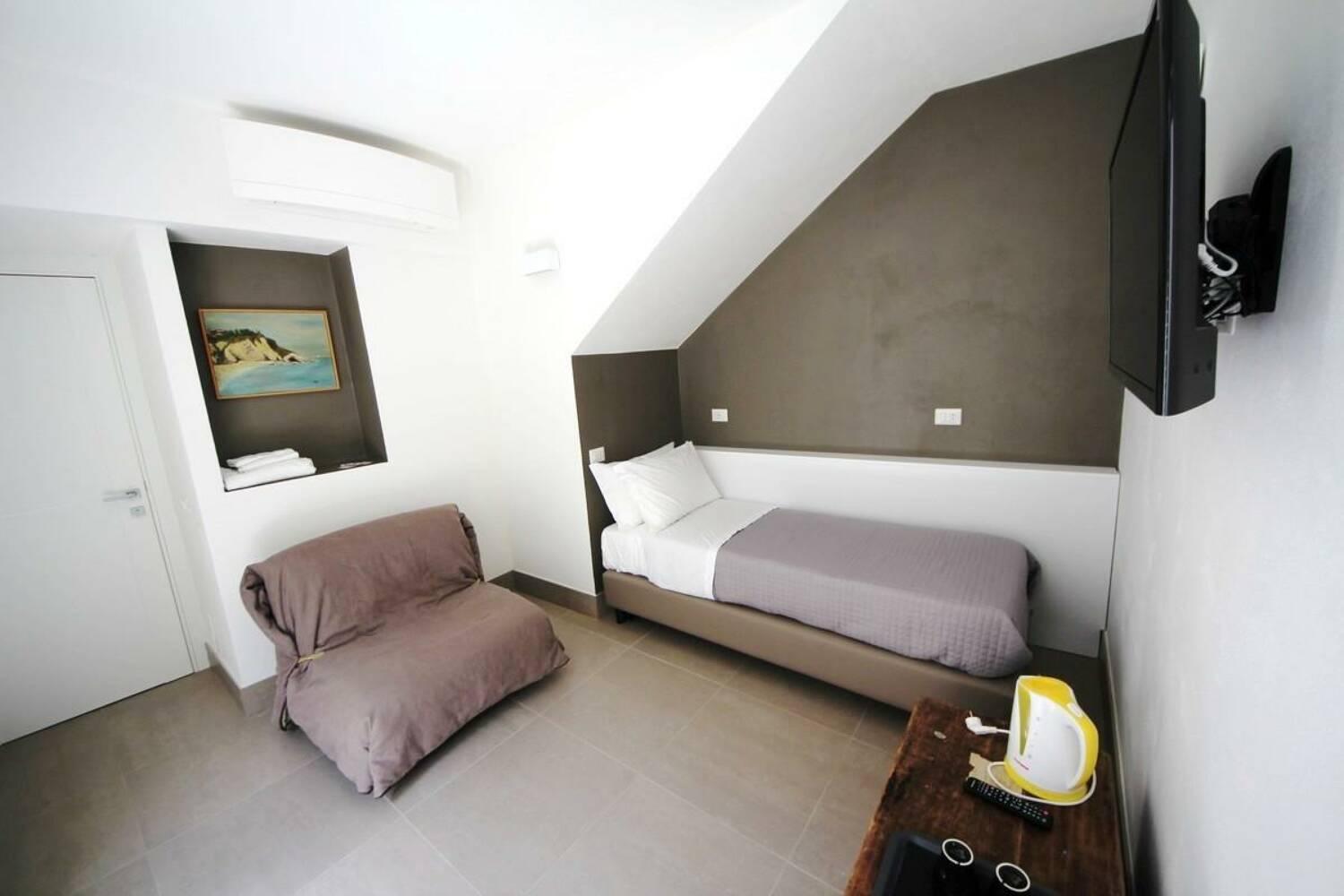 Hotel Ral 7039 Numana Exterior foto